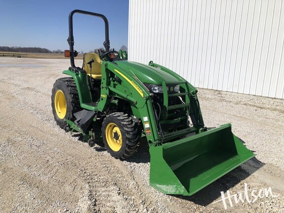 2013 John Deere 3520 Equipment Image0