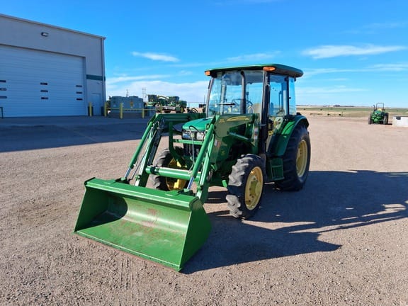 2013 John Deere 5075E Equipment Image0