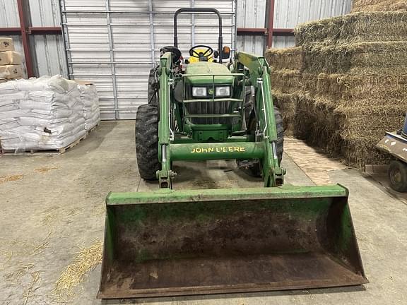 Image of John Deere 5075M equipment image 1