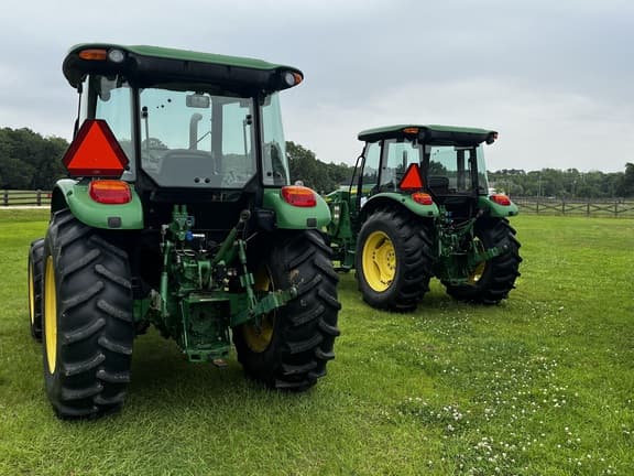 Image of John Deere 5085E equipment image 4