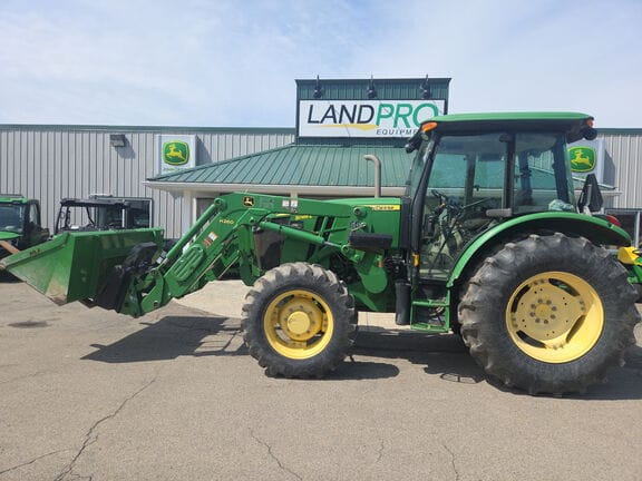 2013 John Deere 5085E Equipment Image0