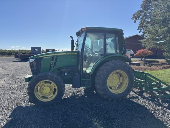 Image of John Deere 5085M equipment image 1