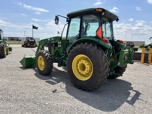 Image of John Deere 5100M equipment image 2
