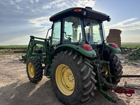 Image of John Deere 5115M equipment image 4