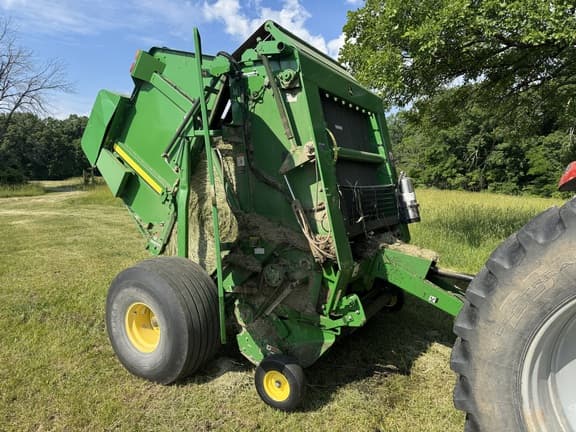 Image of John Deere 569 Silage Special equipment image 1