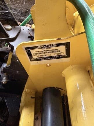 Image of John Deere 60 Heavy Duty Broom Image 1