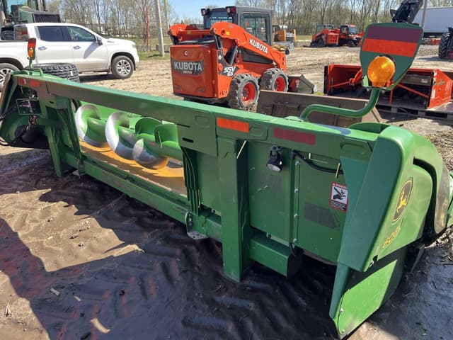 Image of John Deere 606C equipment image 2