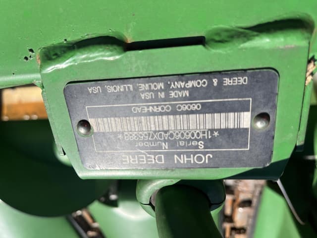 Image of John Deere 606C equipment image 3