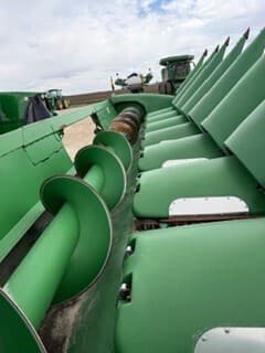 Image of John Deere 608C equipment image 4