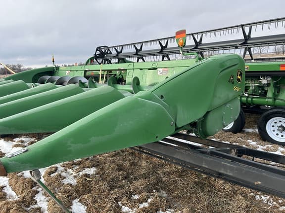 Image of John Deere 608C equipment image 2