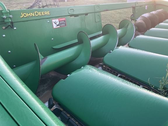 Image of John Deere 608C equipment image 2