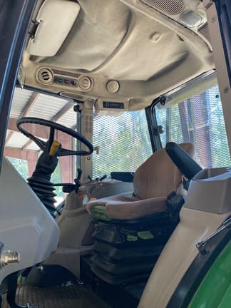 Image of John Deere 6115D equipment image 4