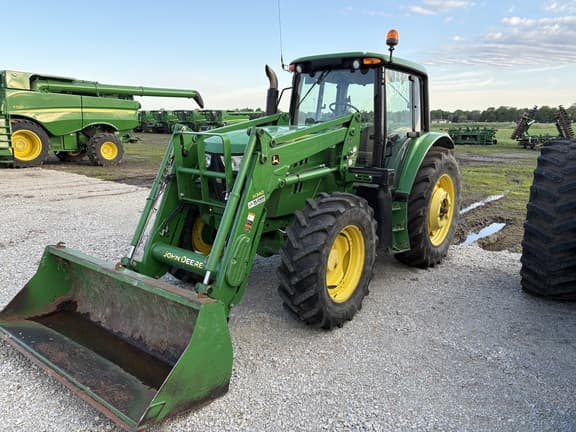 Image of John Deere 6115M equipment image 2