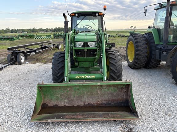 Image of John Deere 6115M equipment image 1