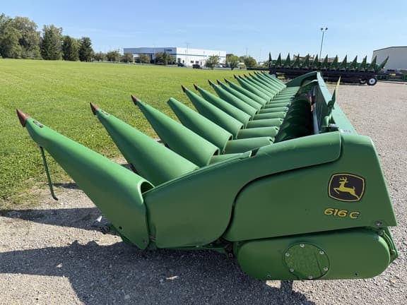 Image of John Deere 616C Primary image