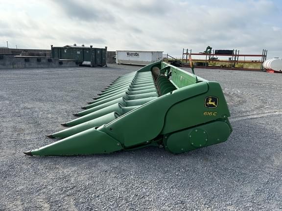 Image of John Deere 616C equipment image 1