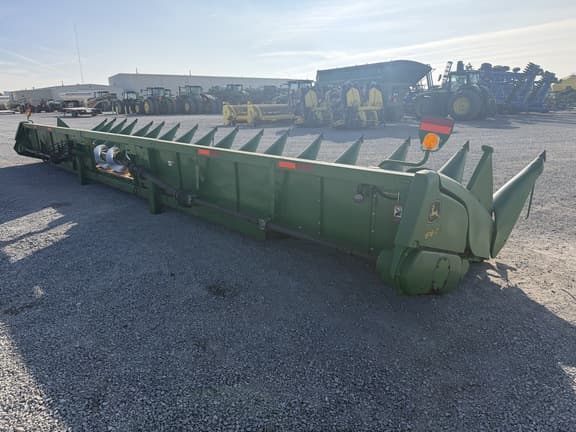 Image of John Deere 616C equipment image 4