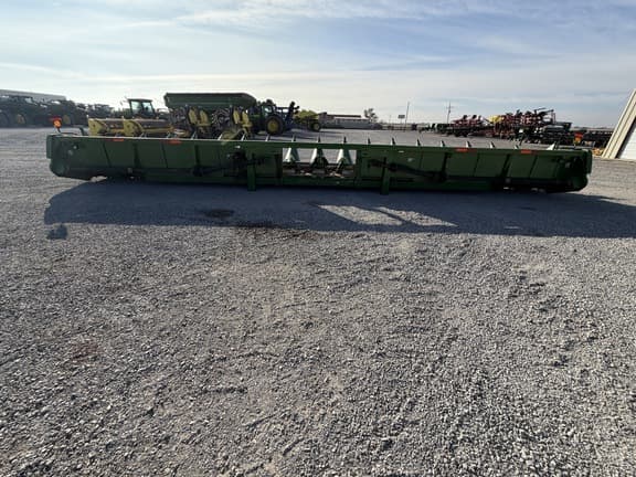 Image of John Deere 616C equipment image 3