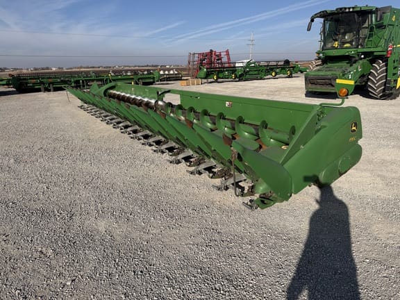 2013 John Deere 616C Equipment Image0