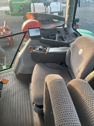 Image of John Deere 6170R equipment image 4