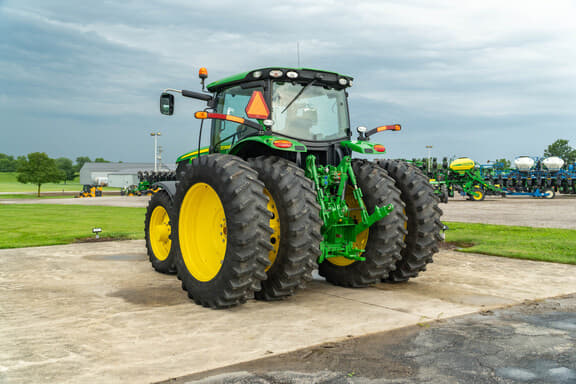 Image of John Deere 6170R equipment image 2