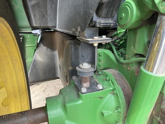 Image of John Deere 6170R equipment image 4