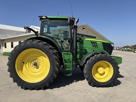 Image of John Deere 6190R equipment image 2