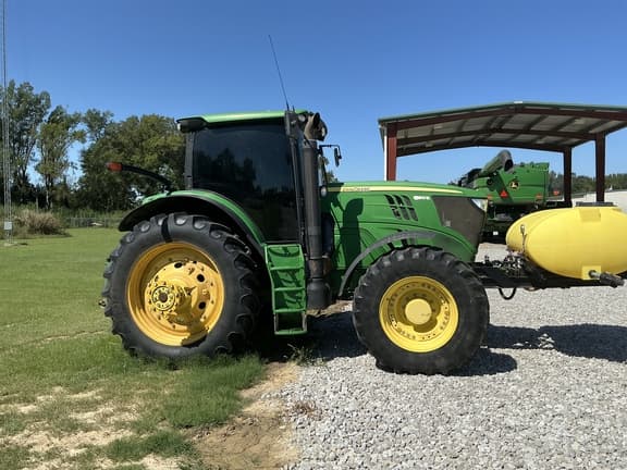 Image of John Deere 6190R equipment image 4