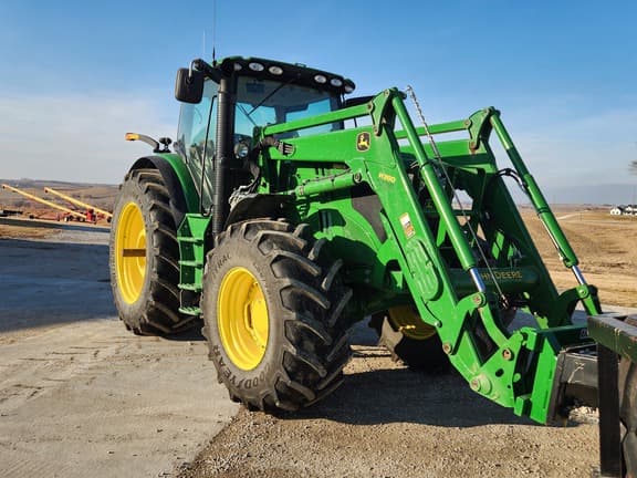 Image of John Deere 6190R equipment image 2