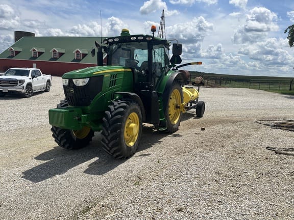 175 - 299 HP Tractors image