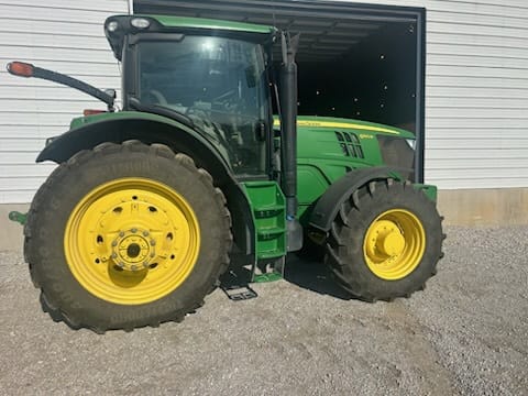 2013 John Deere 6190R Equipment Image0