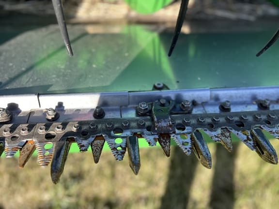 Image of John Deere 630F equipment image 2