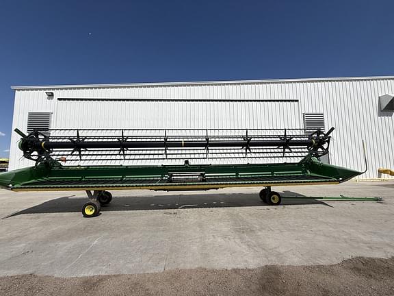 Image of John Deere 635D equipment image 4