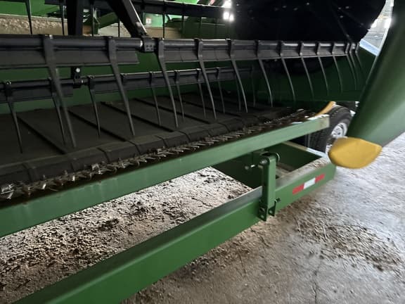 Image of John Deere 635FD equipment image 4
