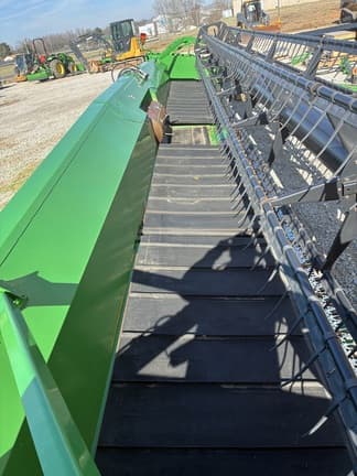 Image of John Deere 635FD equipment image 3