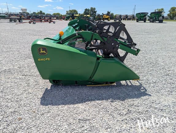 Image of John Deere 640FD equipment image 3