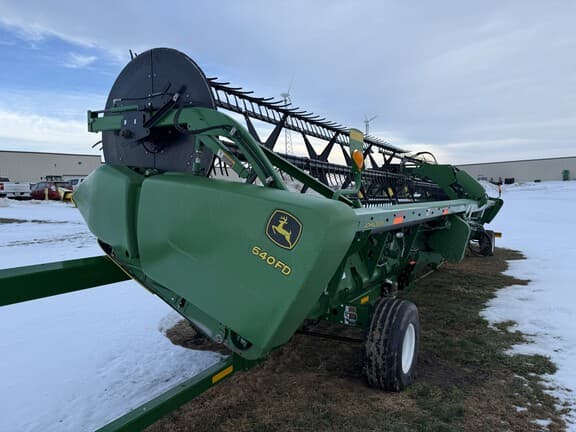 Image of John Deere 640FD equipment image 3