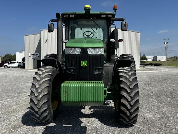 Image of John Deere 7200R equipment image 1