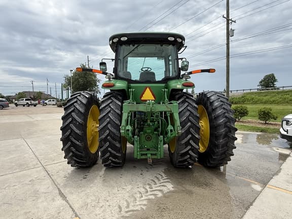 Image of John Deere 7200R equipment image 2