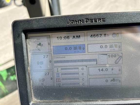 Image of John Deere 7215R equipment image 3