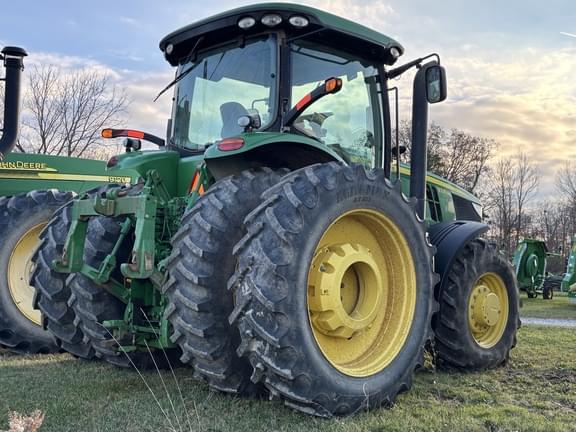 Image of John Deere 7230R equipment image 3