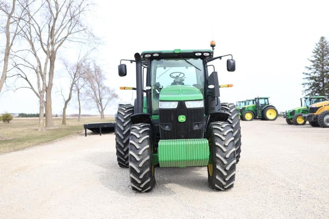 Image of John Deere 7230R equipment image 3