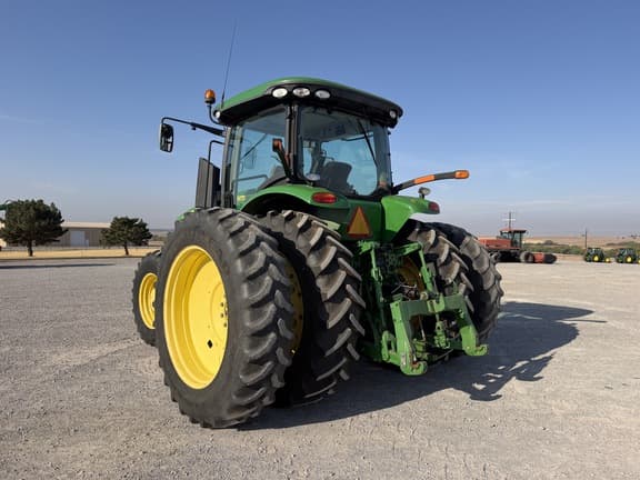 Image of John Deere 7230R equipment image 2