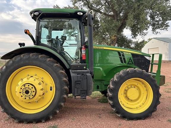 Image of John Deere 7230R Primary image