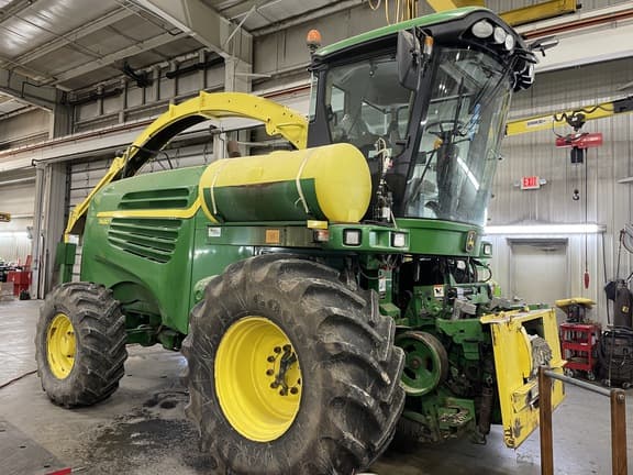 Image of John Deere 7480 Primary image