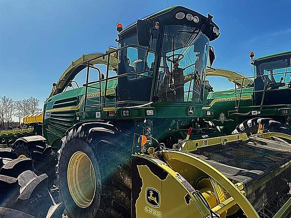 Image of John Deere 7780 equipment image 1