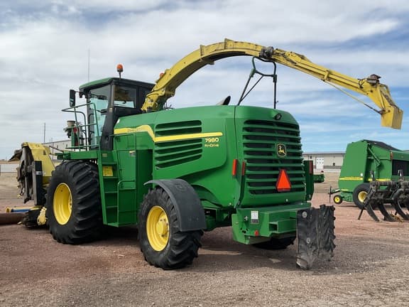 Image of John Deere 7980 equipment image 1