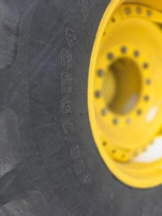 Image of John Deere 8285R equipment image 4