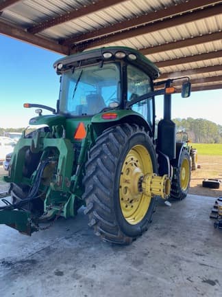 Image of John Deere 8310R equipment image 4