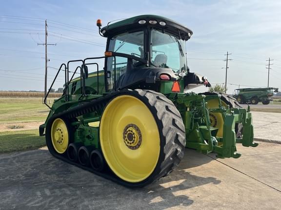 Image of John Deere 8310RT equipment image 4